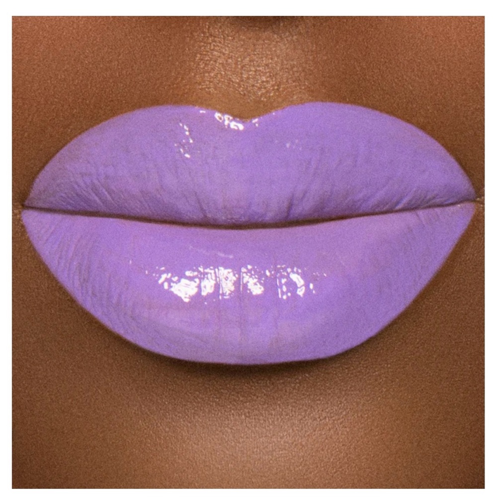 Jeffery Star Supreme Gloss in FROSTING FOR DINNER SHADE - Picture 6 of 8